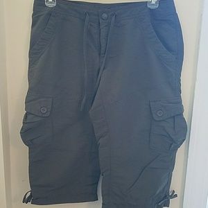 North Face cargo capri, olive, Nwot